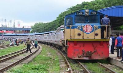 ঈদের ৯ জোড়া বিশেষ ট্রেনের সময়সূচি জেনে নিন