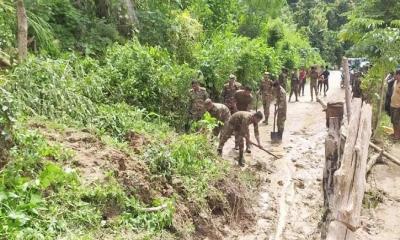 সাজেকের সঙ্গে সড়ক যোগাযোগ স্বাভাবিক