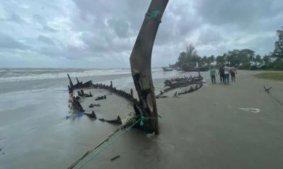 ঘূর্ণিঝড় সিত্রাং: সেন্টমার্টিনে ১৩ ট্রলার সাগরে তলিয়ে গেছে